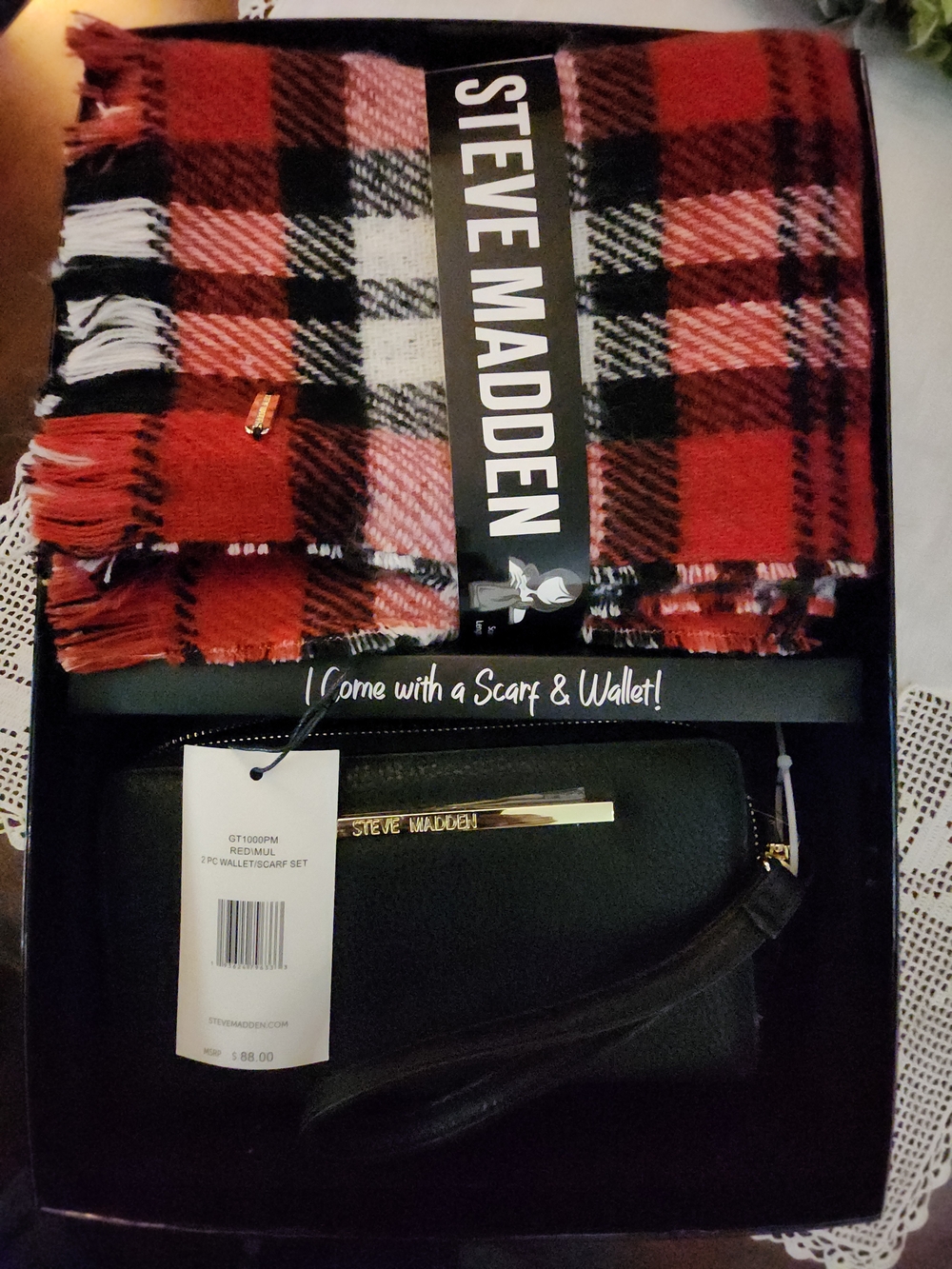 Steve Madden Red Black Plaid Scarf & Black Wristlett Wallet Set